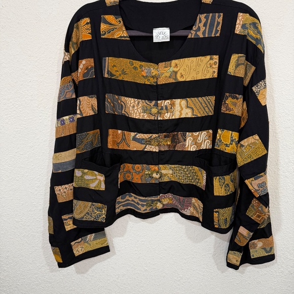 SOLD--Vintage Boho Indonesian Block Print Rayon Shirt Jacket--SOLD - Picture 2 of 9